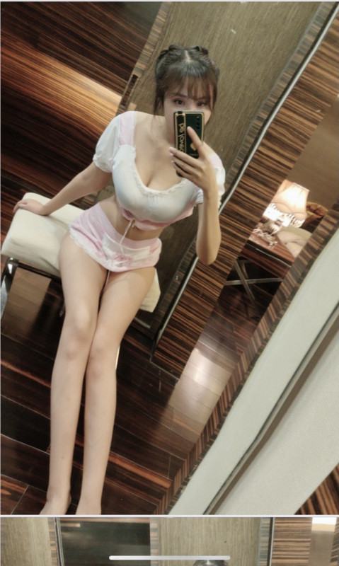 170长腿黑丝足交希希